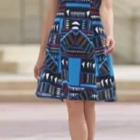 Final $4   Monroe & Main "Scuba Fit-N-Flare Dress Sz.… - Picture 3 of 4